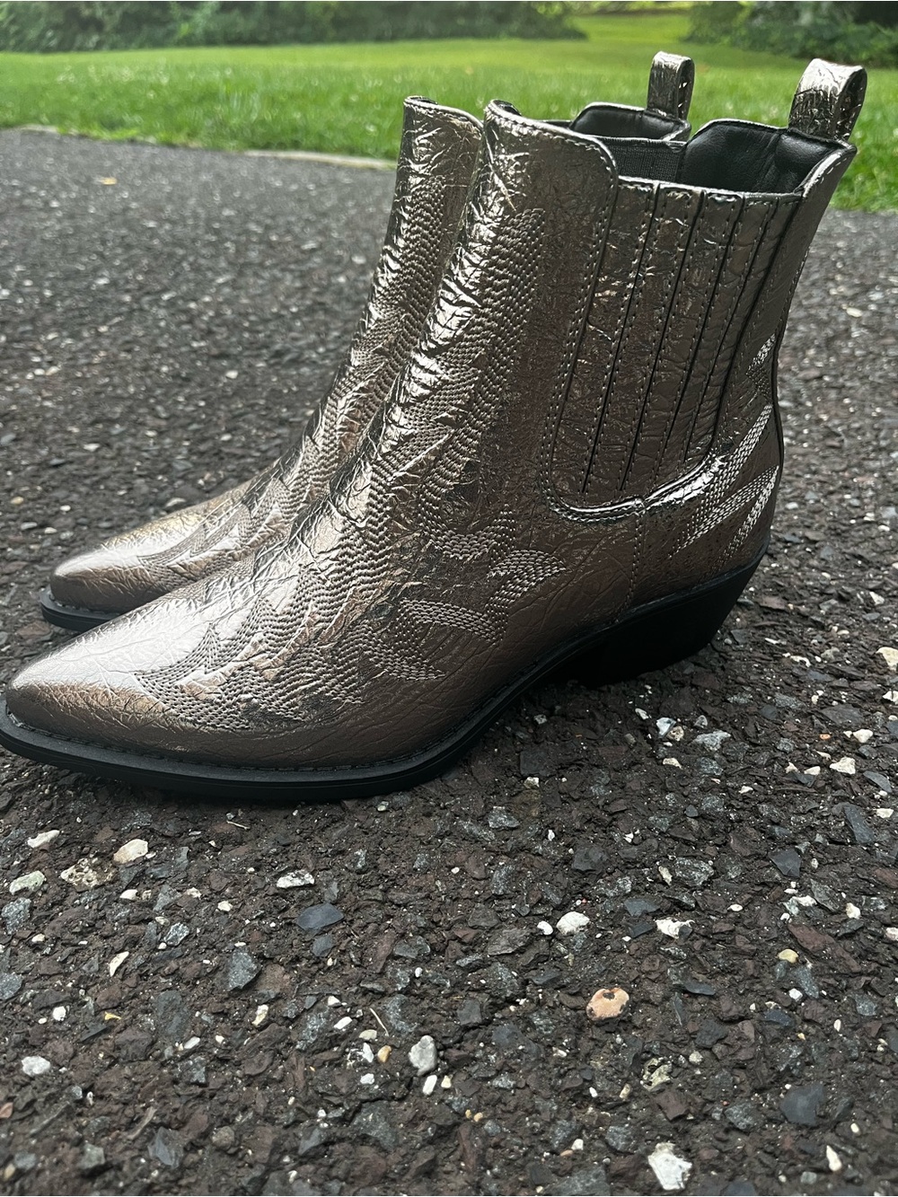 Global Win Metallic Taupe Western Chelsea Ankle Boots